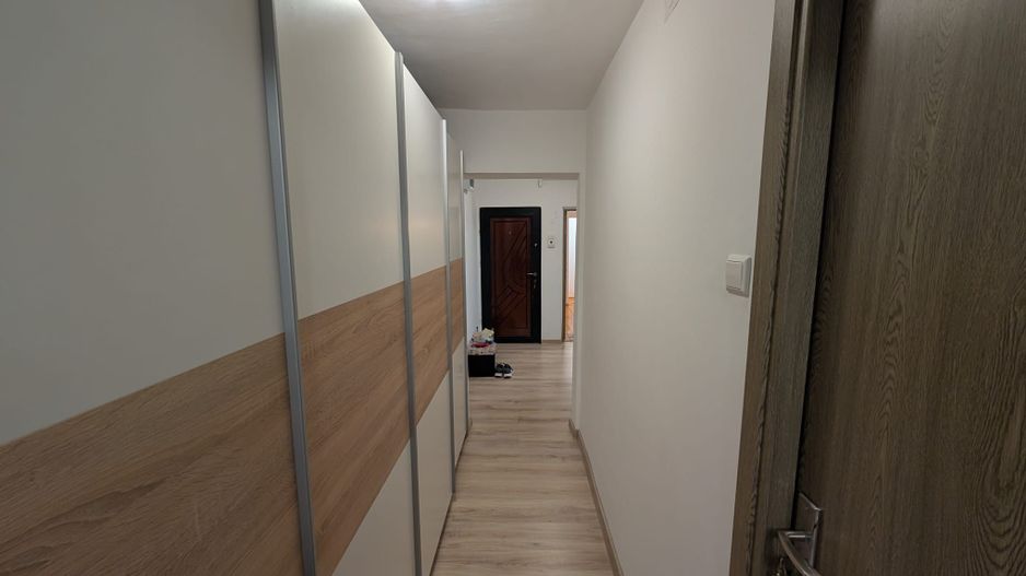 Apartament 4 camere mobilat și utilat Str. Soldat Vasile Croitoru - Poză 11