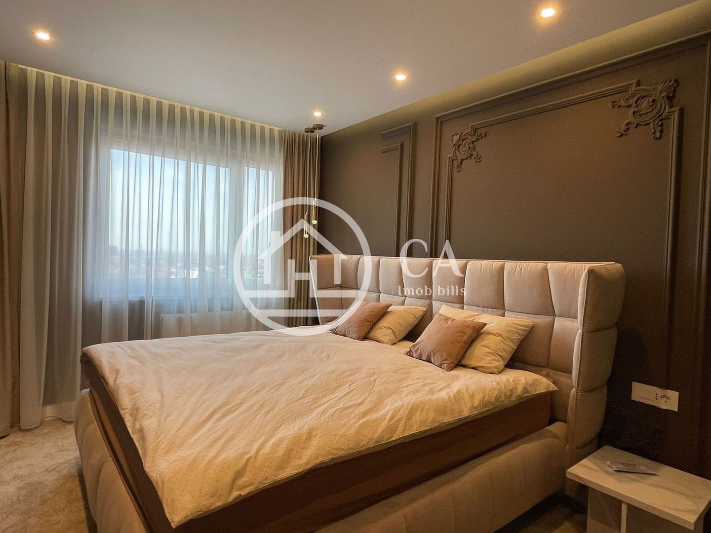 Apartament de închiriat cu 3 camere LUX în Prima Oneștilor, Oradea - Poză 1