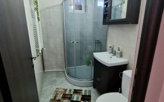 vand  apartament 2 camere, zona centrala, etaj 2, centrala gaz - Poză 4
