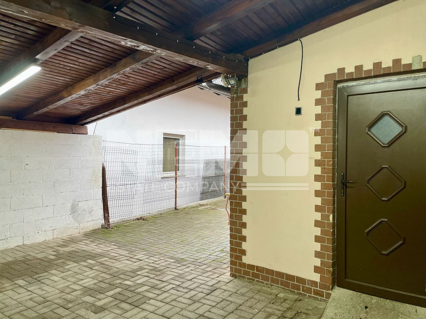 CASA 5 CAMERE | ZONA CENTRALA SAT | COMPLET UTILATA | VOITINEL - Poză 35