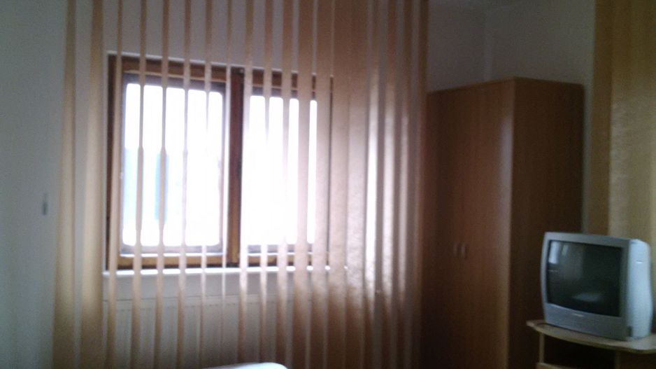 Casa 6 camere - cazare 15 persoane, Nord - Poză 7