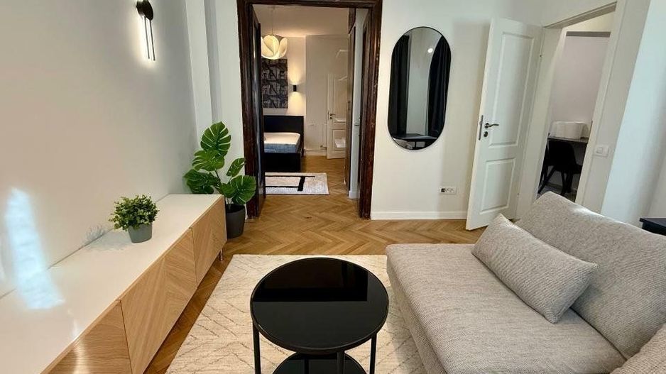 Ultracentral, 2 camere, prima închiriere după renovare | metrou Unirii - Poză 3