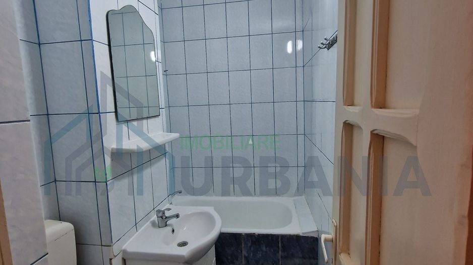 Inchiriez apartament 3 camere SD Alexandru Chimicale - Poză 6