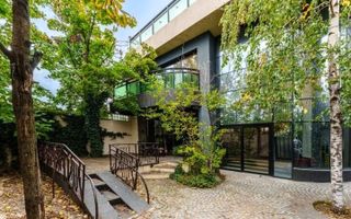 Vă prezentăm o proprietate cu adevărat remarcabilă - Poză 19