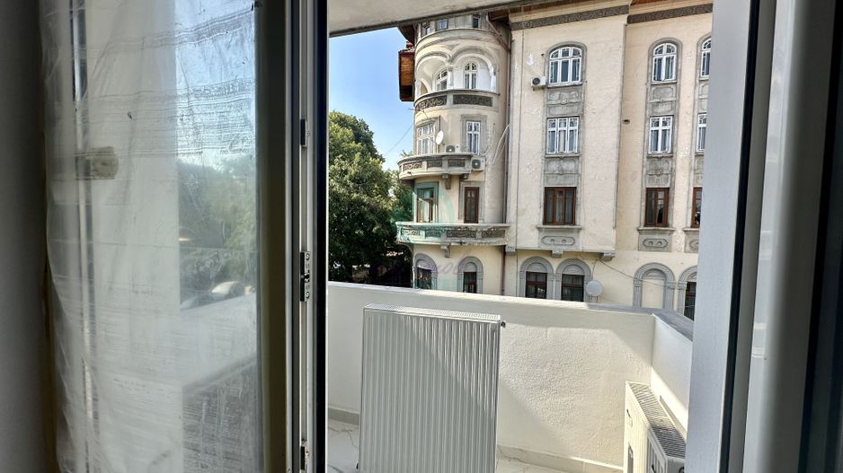 2 camere RENOVATE zona Calea Calarasilor - Piata Sfantul Stefan - Poză 3