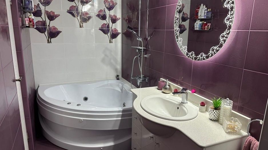 Apartament cu 3 camere si garaj, mobilat utilat,utracentral - Poză 5