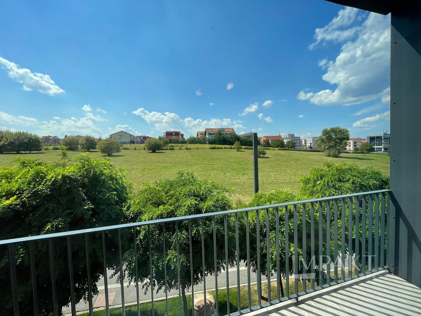 De Inchiriat: Apartament cu 2 camere in Buna Ziua - Poză 8