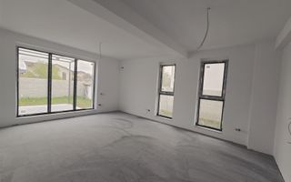 Vila individuala-str Miorita-5 camere- 390mp teren - Poză 2
