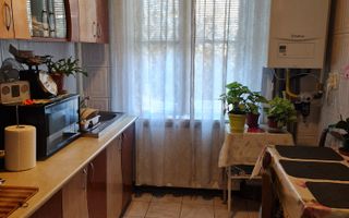 Vand apartament 2 camere, Babes - Poză 1