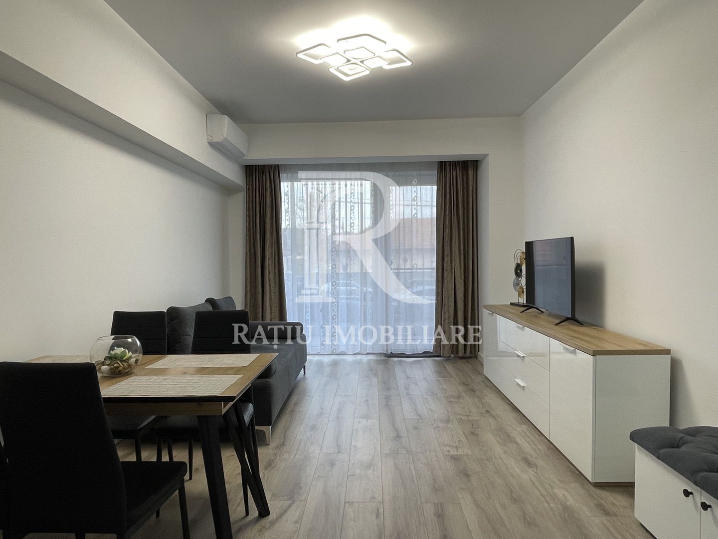 Apartament cu 2 camere | Parcare | Prima Arena | Oradea - Poză 5
