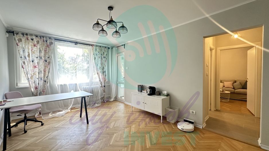 ACASA - unde infloresc teii - Poză 3