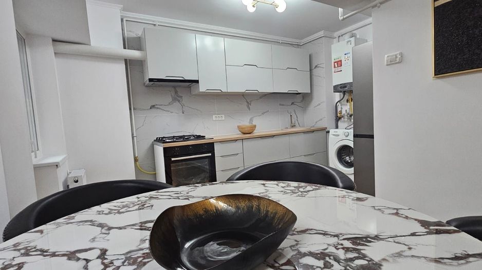 De Inchiriat Apartament 2 Camere, Unirii-Piata Constitutiei - Poză 4