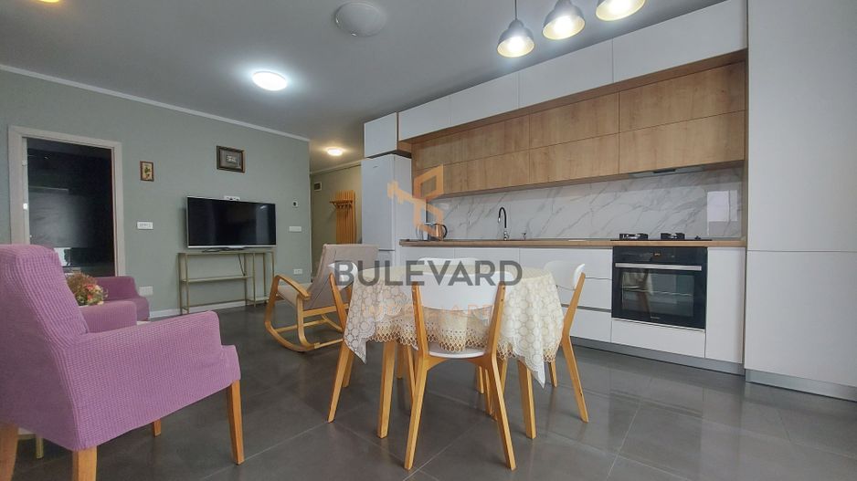 Apartament cu 3 camere/70 mp/zona Vivo! - Poză 1