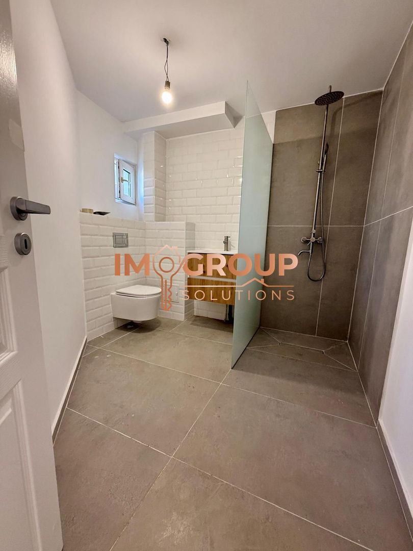 Nicolina- 3 Camere Decomandat - Etaj 2 - Bloc 1984 - Renovat Recent - Poză 3