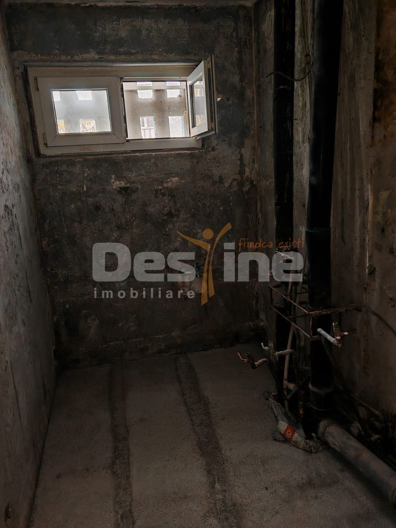 ​Apartament 4 camere, 2 bai – Zona Vest / Lacul Balea, etaj 3/4 - Poză 15