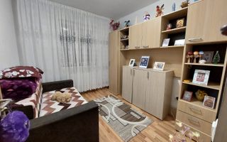 Apartament cu 3 camere de vânzare în zona Luxor - Poză 10