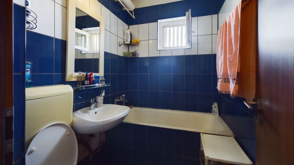 Apartament cu 2 camere renovat modern în Grădiște - Poză 10