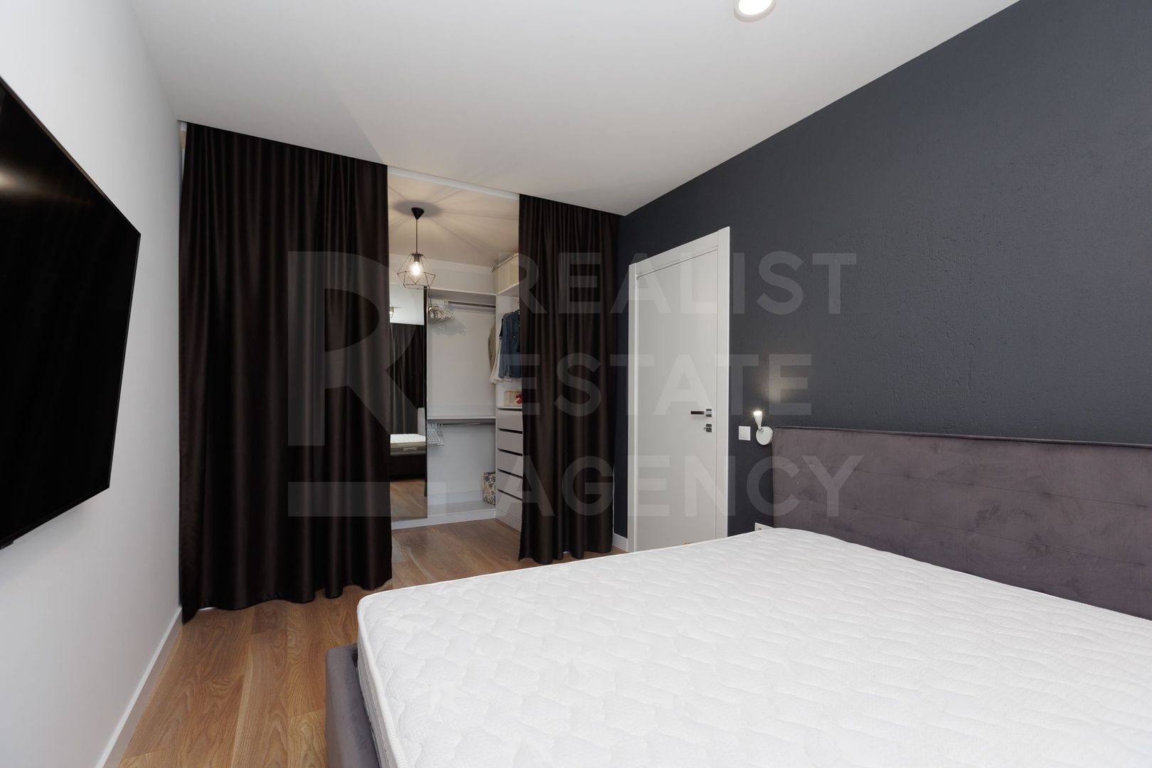 Chirie, apartament 2 camere 80 mp , bd. Decebal, Botanica - Poză 5