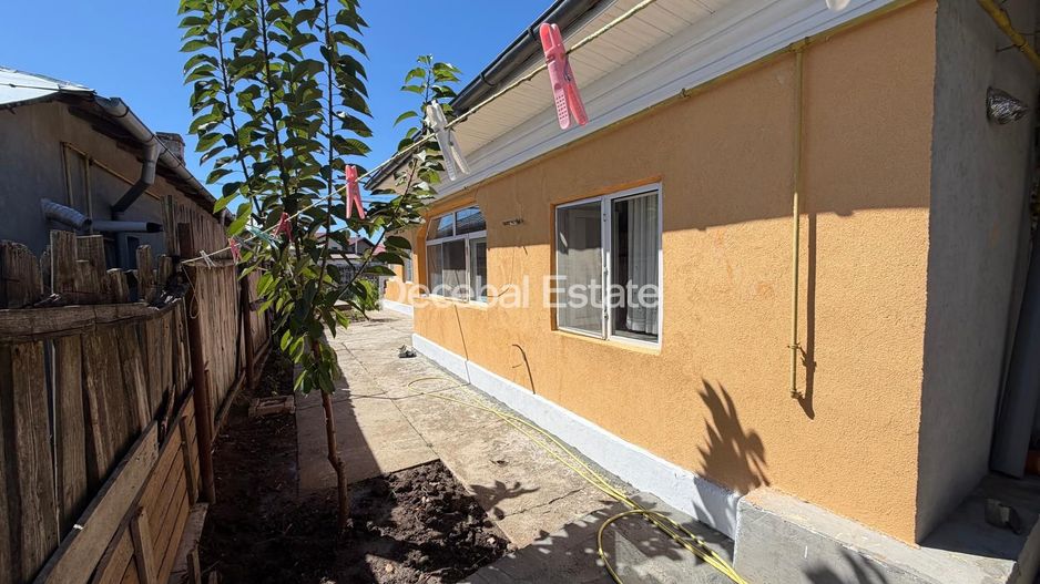 Casă renovată complet  105 mp utili  Teren 400 mp  Berceni - Poză 13