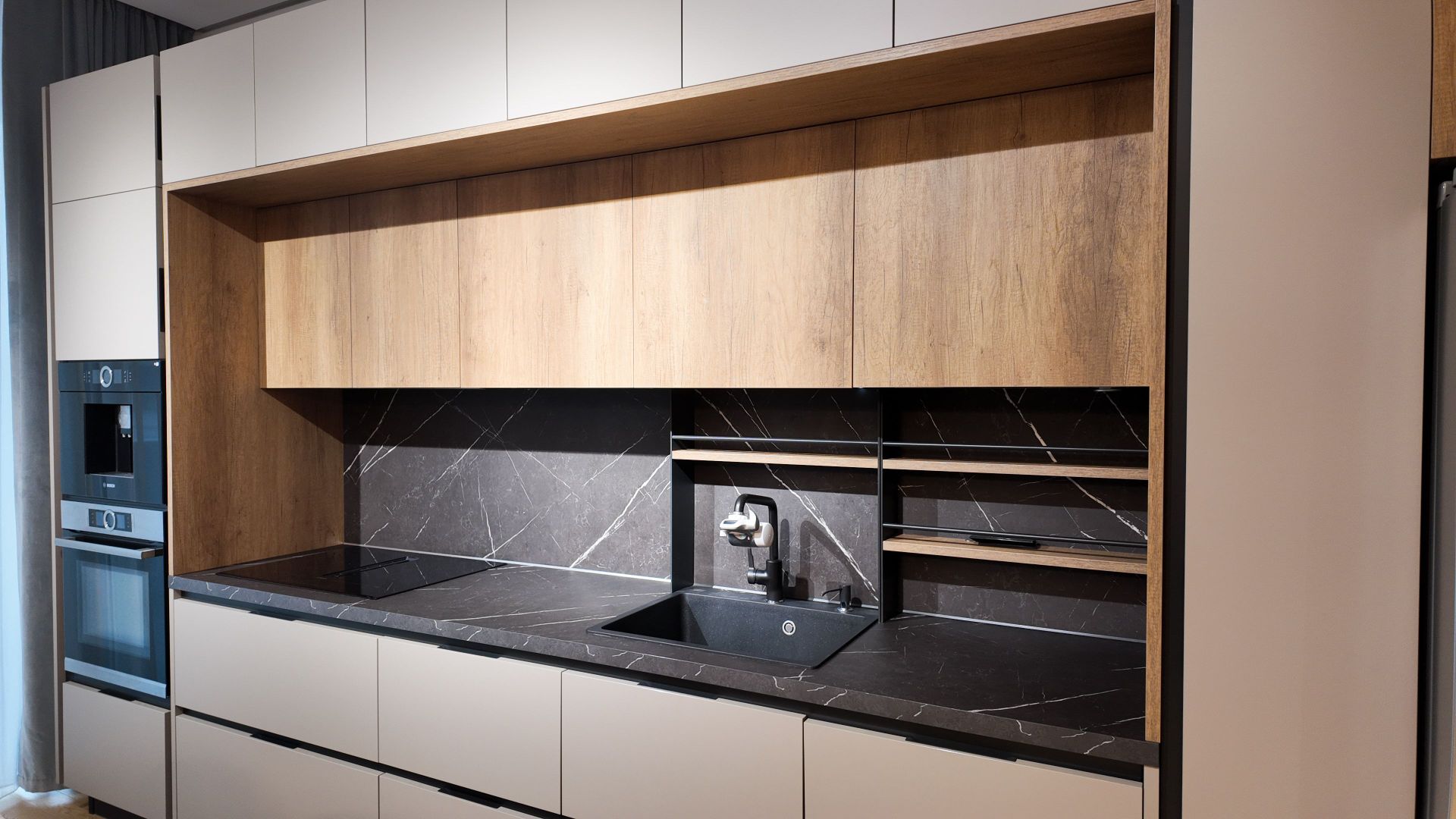 Apartament Premium cu Vedere la Parcul Verdi și Lacul Floreasca - Poză 3