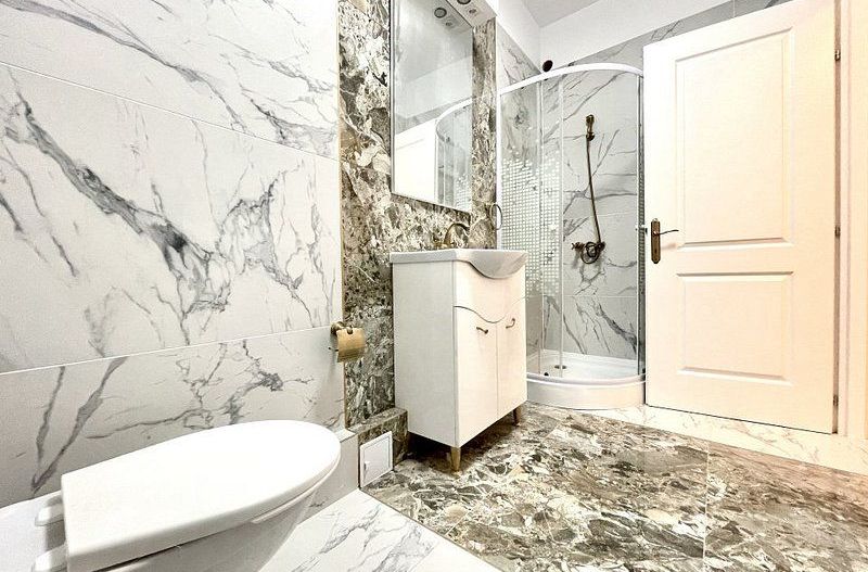 Recent renovat| Piața Unirii - lângă Tribunal - Poză 12