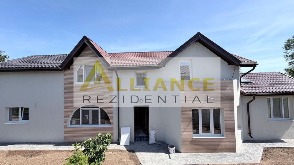 Casa Individuala - 6 camere - 3 bai - 550 mp teren - Poză 1