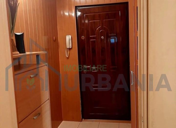 Apartament 2 camere semidecomandat, zona Alexandru cel Bun - de închiriat - Poză 7