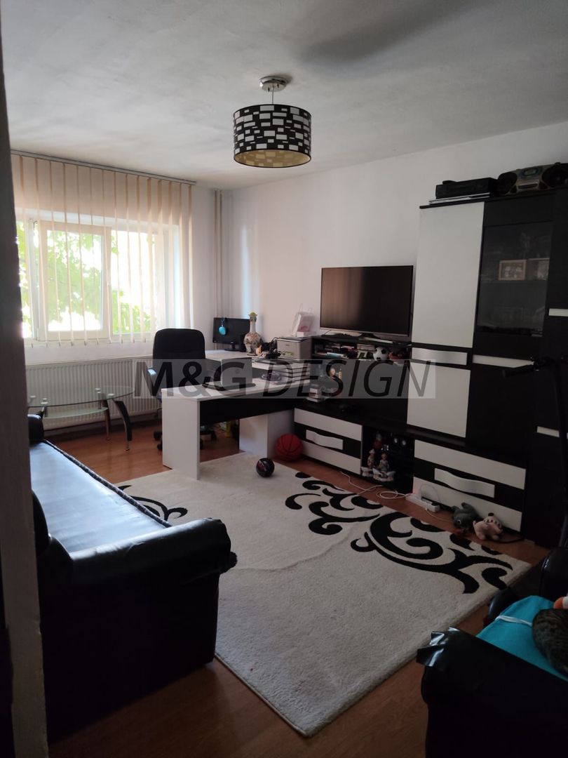 Apartament 3 camere zona Baba Dochia - Poză 1
