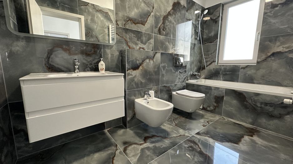 Duplex despărtit  prin garaj zona Ikea - Poză 25