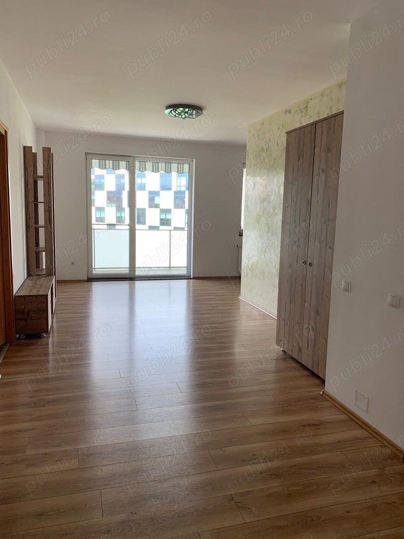 Vanzare apartament 3 camere zona Semicentrala - Poză 2