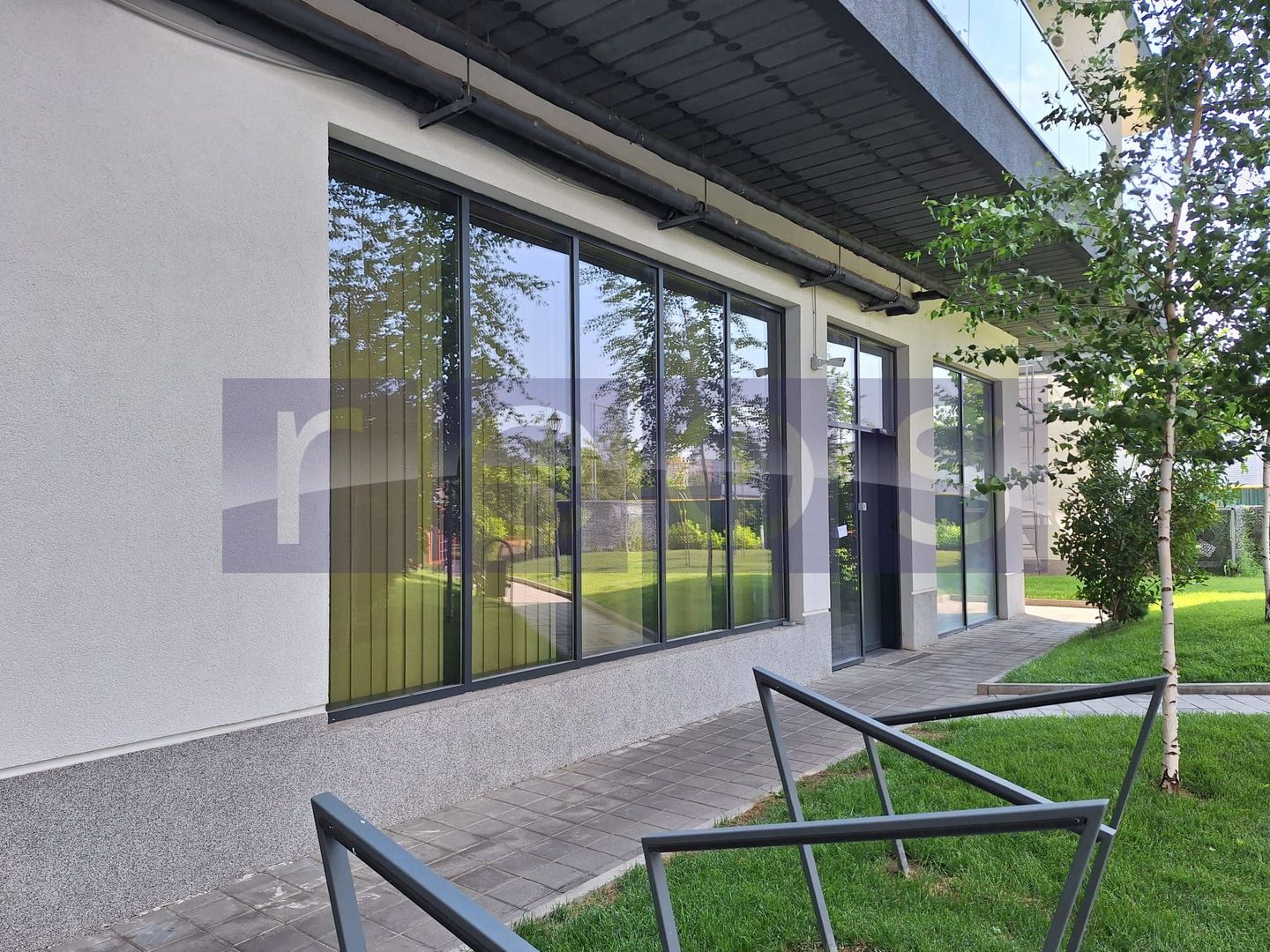 SPAȚIU COMERCIAL DE ÎNCHIRIAT 90,5 MP | ZONA LOCUITĂ INTENS | VULCAN RESIDENCE - Poză 3