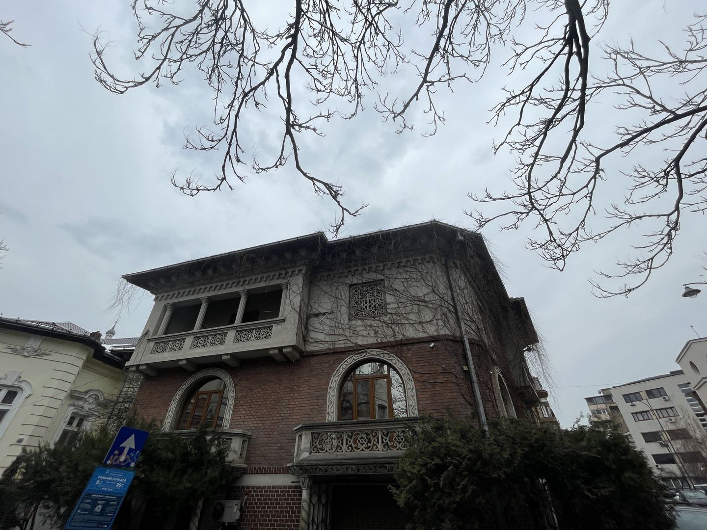 VILA SUPERBA LA INCHIRIERE PRETABILA CA SPATIU DE BIROU SAU REZIDENTA - Poză 2