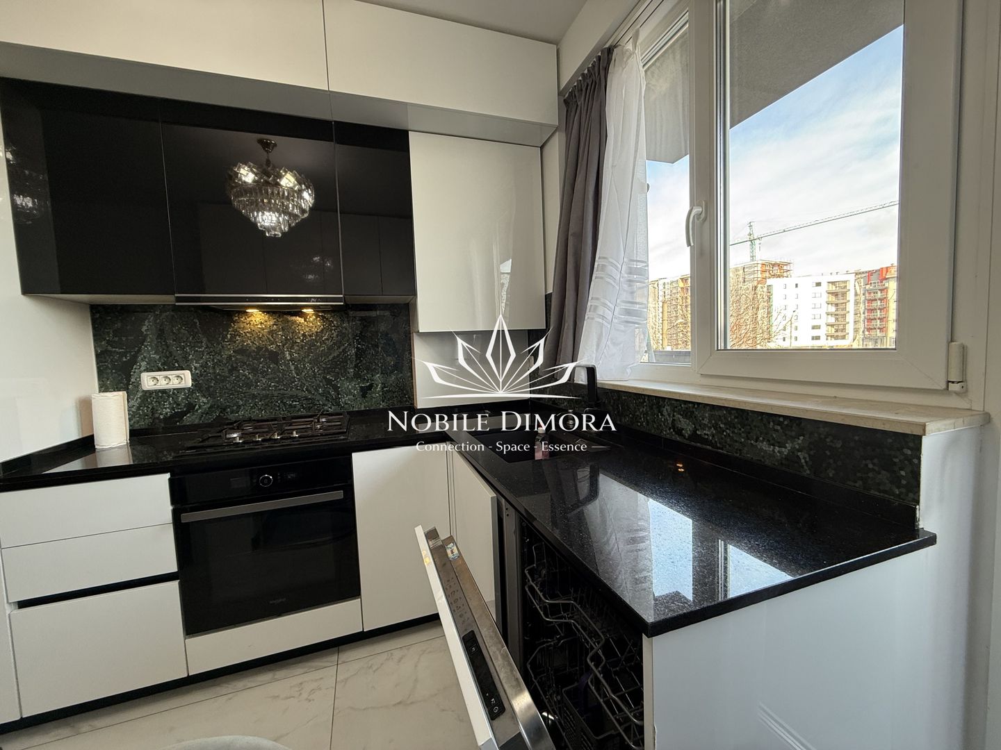 Apartament cu 3 camere, 2 bai, 2 balcoane, 2 locuri de parcare - Torontalului - Poză 5