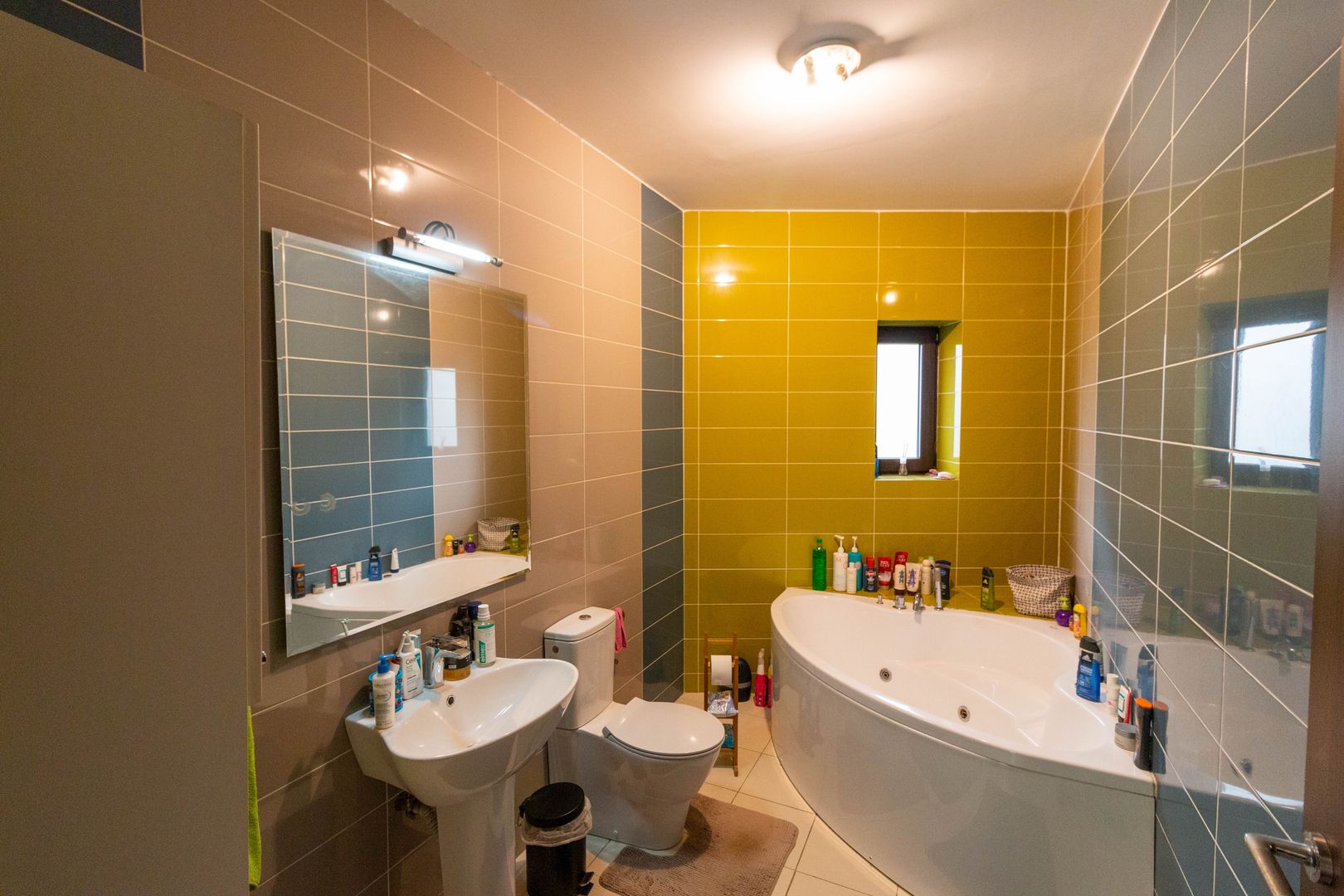 Casa moderna cu garaj de vanzare Popesti Leordeni - Poză 14