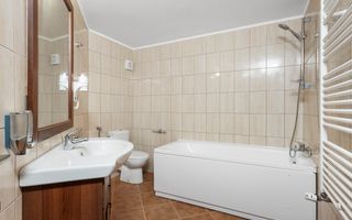 Pensiune 20 camere Bran langa castel - Poză 18