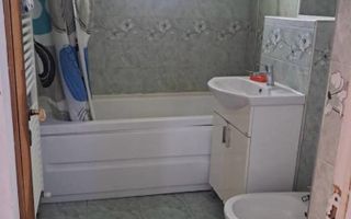 Apartament cu 3 camere de inchiriat in Sebes - Poză 8