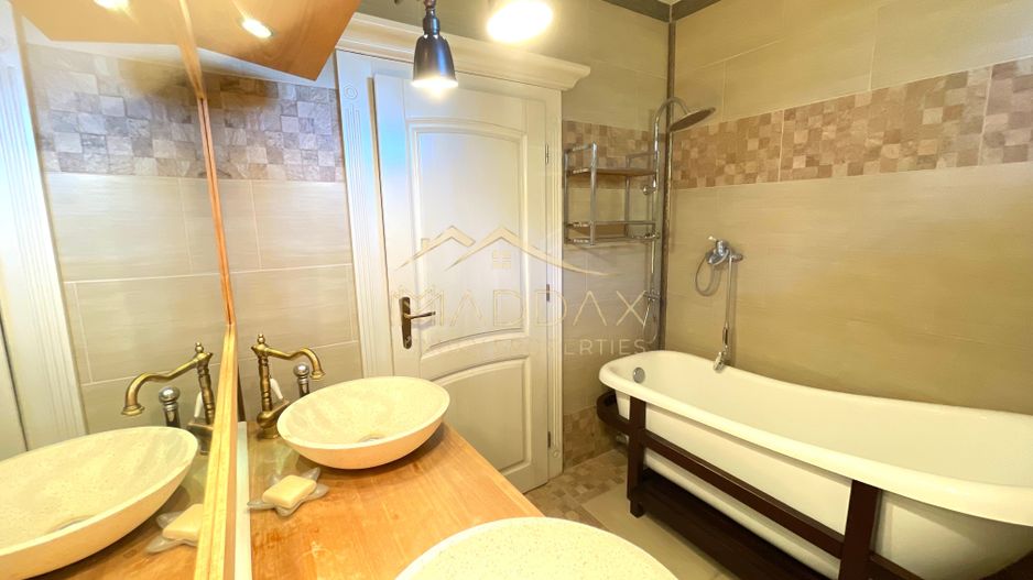 Vila 7 camere**Lake view**Ponton privat**Piscina**Teren 933 MP//Balotesti - Poză 27