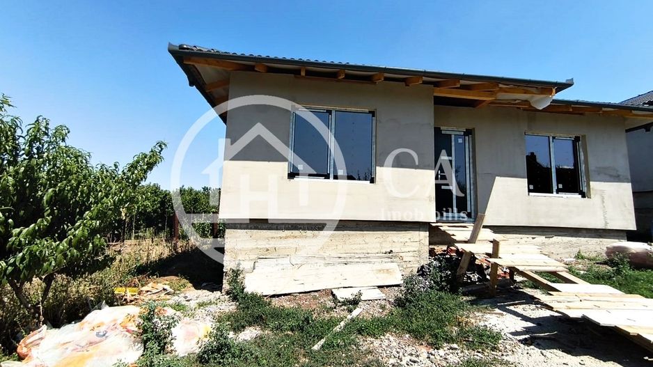 Casa de vanzare cu 4 camere in Oncea, Oradea - Poză 1