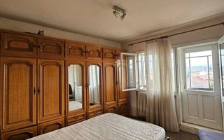 Apartament de 3 camere, 70mp, decomandat, zona strazii Intre Lacuri - Poză 1