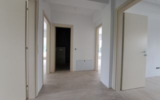 Casa Sibiu Cisnadioara, garaj, piscina, terase panoramice - Poză 13