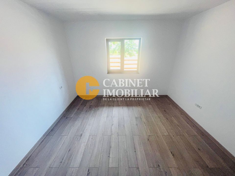 Casa individuala LA ASFALT - 3 camere - 410mp teren - toate utilitatile - Poză 5