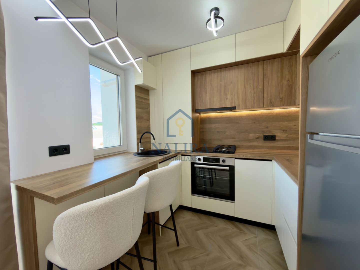 Apartament premium - etajul 2 - Poză 11