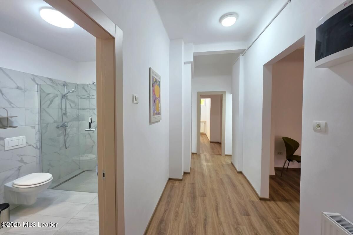 Piata Romana, 4 camere 138 MP total, Etaj 2/9, renovat - utilat, liber - Poză 39