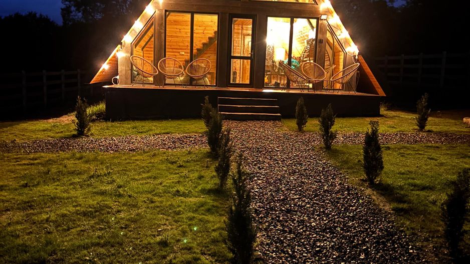 A-Frame de vânzare Bran - Poză 1