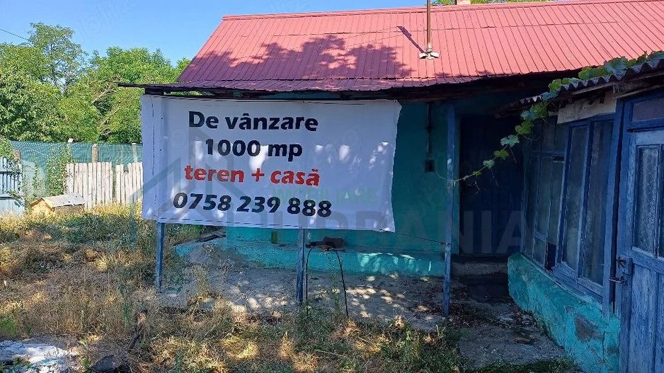Teren intravilan 1067 mp cu casă și anexe – Grozești - Poză 1