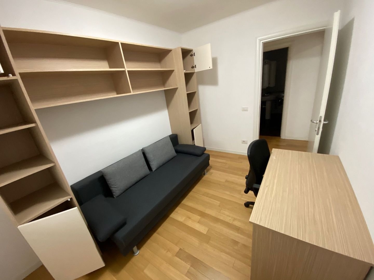 Apartament cu 3 camere   în zona Ultracentral - Poză 11