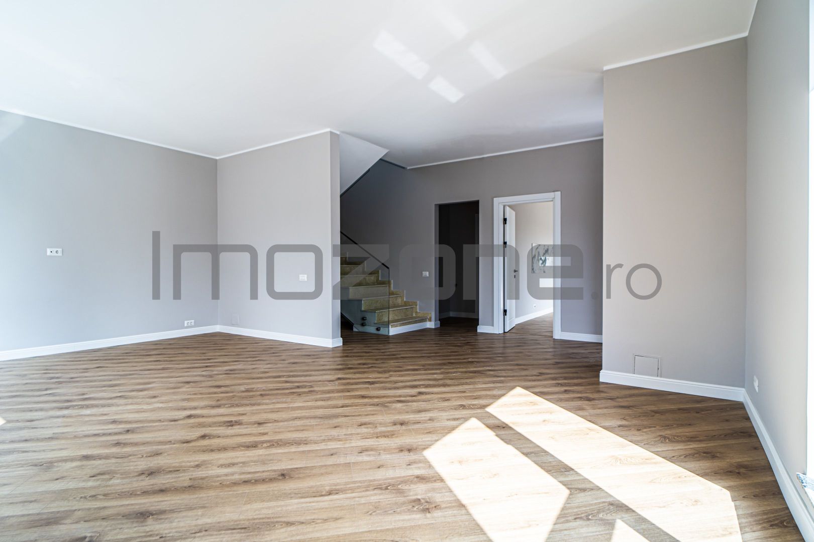 Casa individuala 5 camere / Finisaje Deosebite / Otopeni / Mutare Imediata - Poză 10