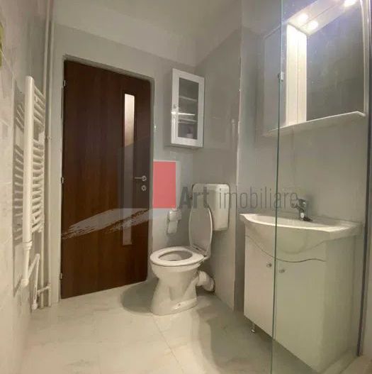Apartament de vanzare 2 camere zona Baba Novac - Poză 4