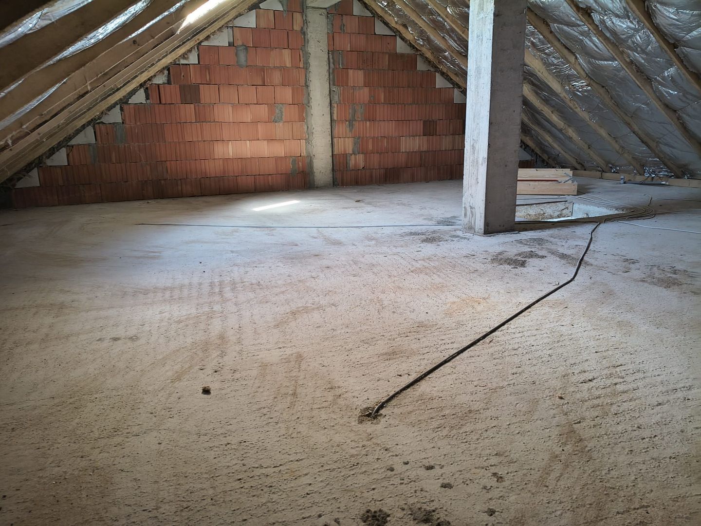 vila insir. 4cam,3bai + 1-2-3 parcari/centru Popesti Leordeni - Poză 4