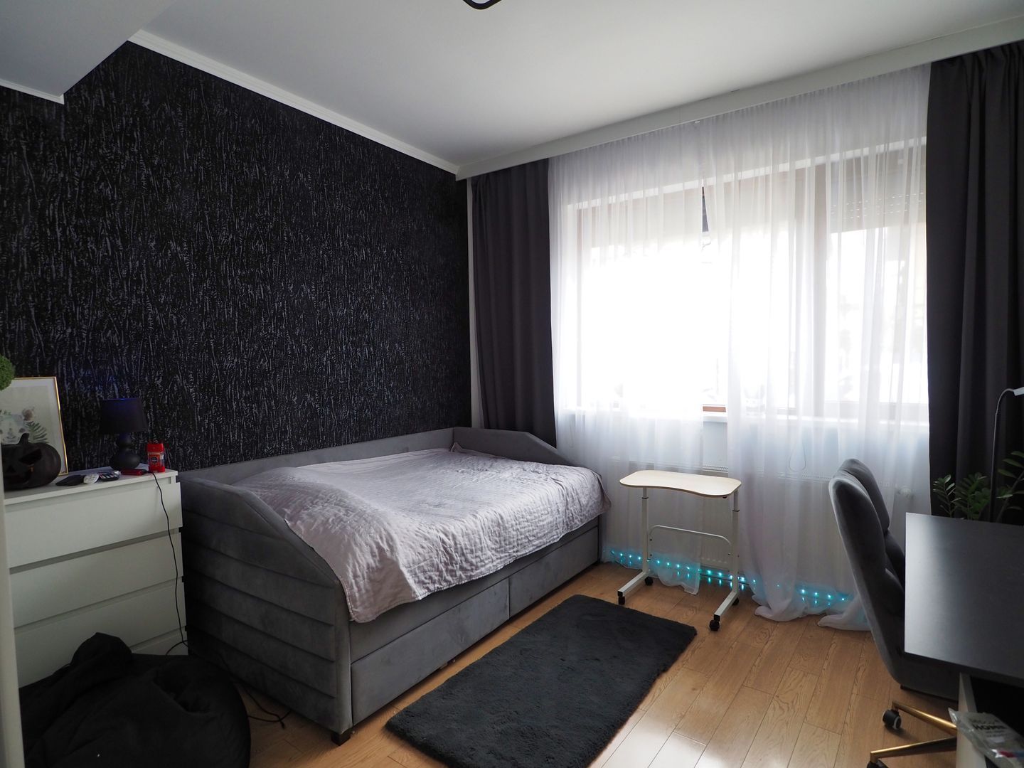 Vanzare 2 camere partial mobilat-1 mai-Victoriei - Poză 10